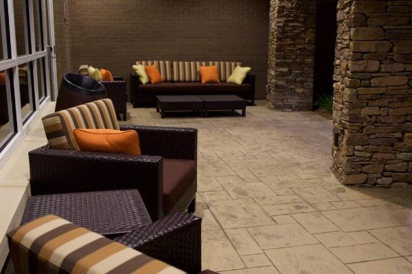 Courtyard by Marriott Asheville Airport image 18